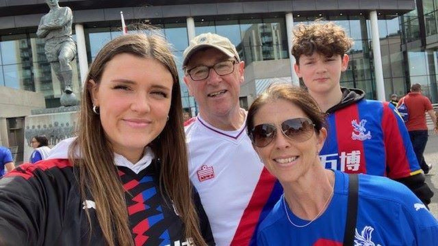 Poppy's clients: the del Rio family in football strip