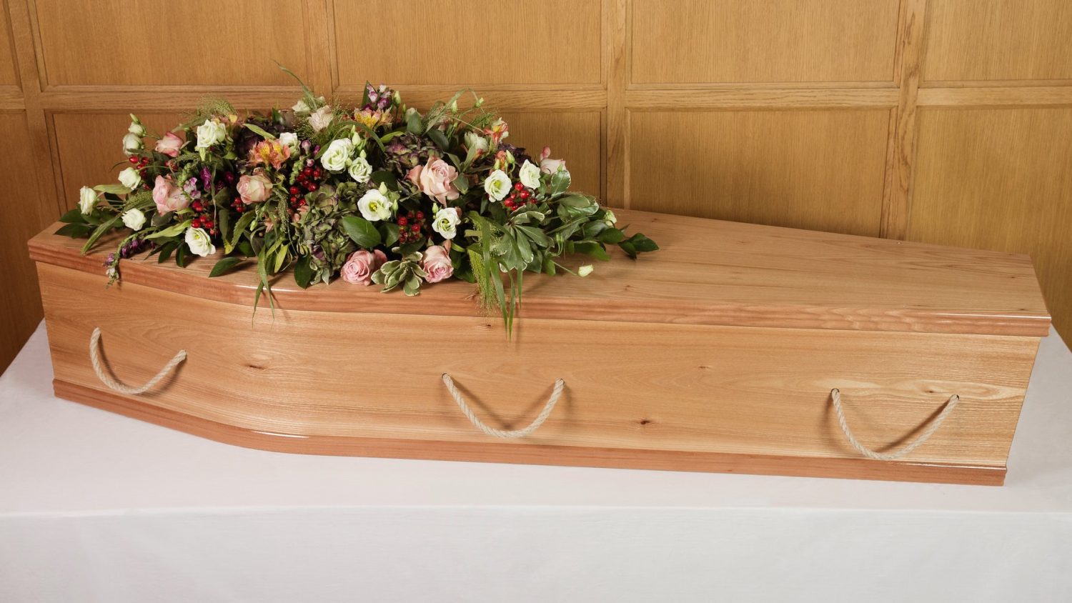 Elm veneer wooden coffin with flowers