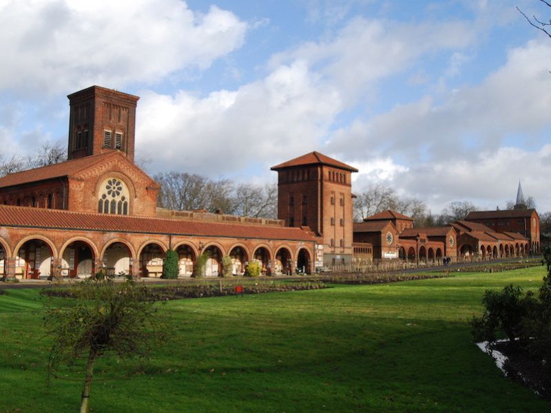 Golders Green Crematorium